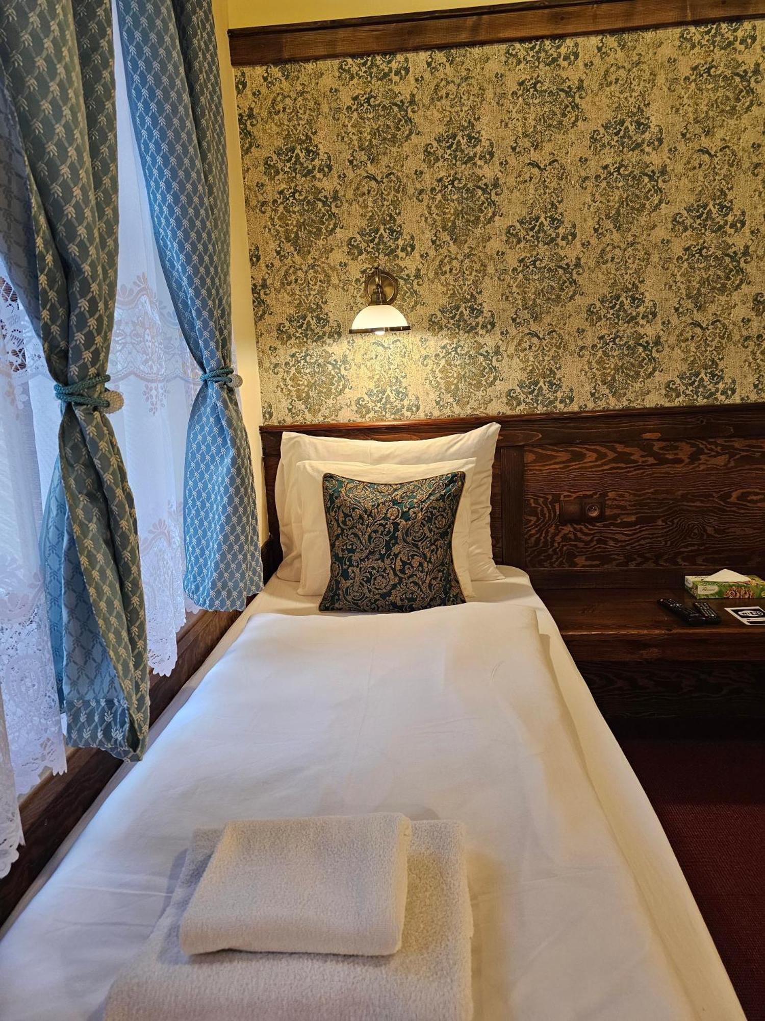 Hotel Galerie โรด์นิเช นาด ลาเบม ภายนอก รูปภาพ
